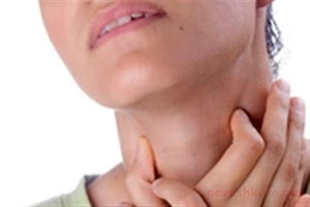علل خارش گلو چیست و راهکار برای خارش گلو