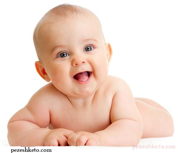 کودک هشت ماهه