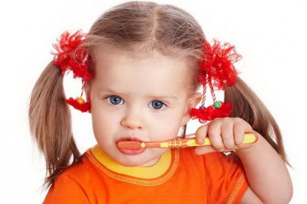  اصول مسواک کردن در کودکان