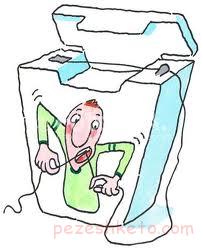 استفاده از نخ دندان و مسواک